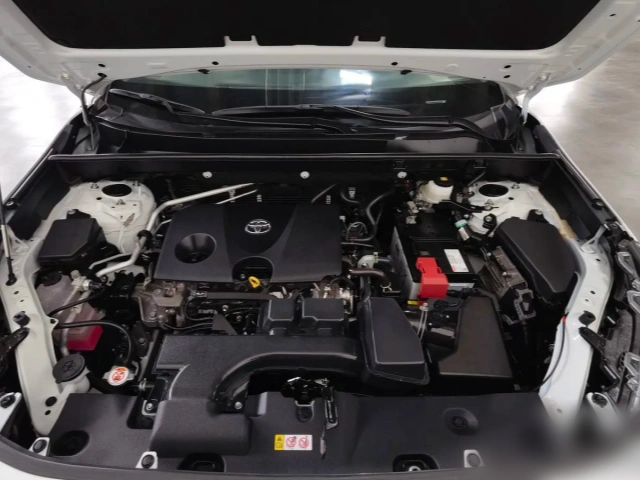 【AIC-APR90】Toyota RAV4 2023 2.0L CVT FWD Stylish Plus Edition| Chinesischer Gebrauchtwagenexporteur