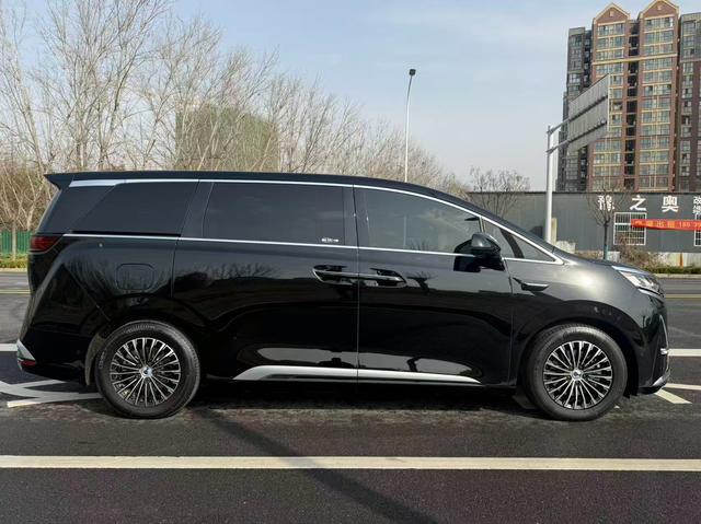 【AIC-JMAR128】Denza D9 DM-i PIONEER 4-Seater Premium Edition 2024 – Specifications| Chinese Used Car Exporter