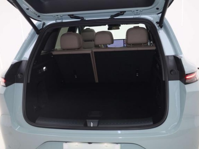 【AIC-APR176】 2025 Li Auto L6 Max Smart Facelift Edition| Chinesischer Gebrauchtwagenexporteur