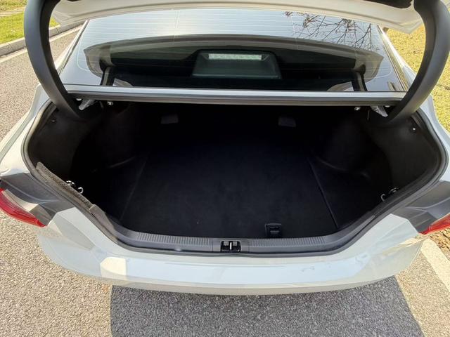 【AIC-APR95】Toyota Camry 2024 2.0Edição de luxo GVP| Exportador Chinês de Carros Usados