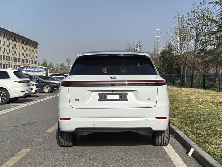【AIC-APR199】Li Auto L7 2025 Ultra Smart Upgrade Edition | Chinese Used Car Exporter
