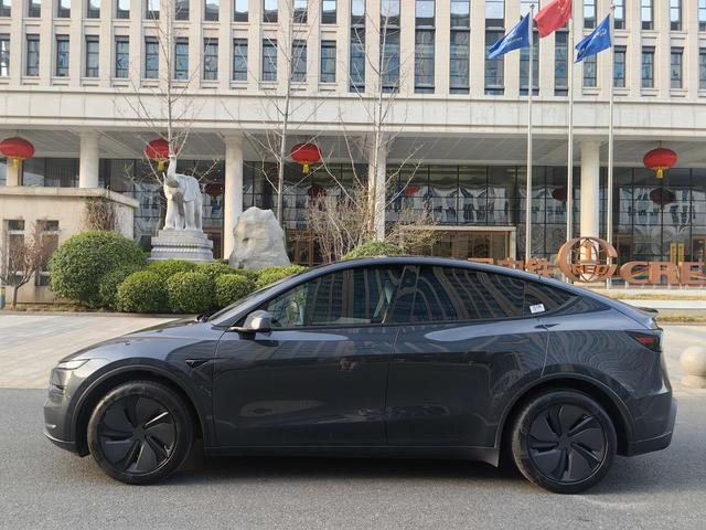 【AIC-MAY65】Tesla ModelY 2025 후륜 구동 퍼스트 에디션| 중국 중고차 수출업체