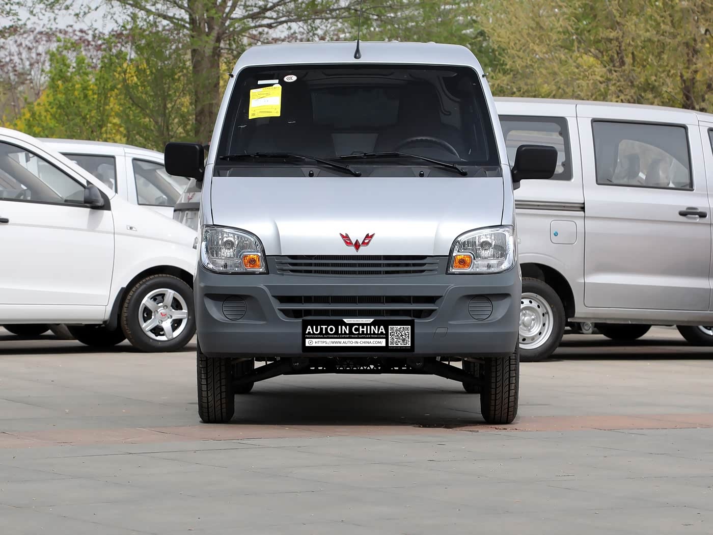 Wuling Zhiguang 1.5L Utility Trim Window Van, 2 Asientos| Exportación de vehículos nuevos: sin período de espera de 180 días