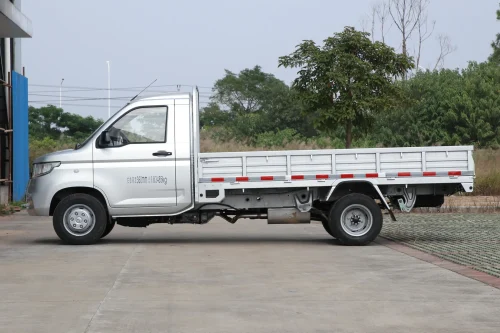 Wuling Rongguang Novo Caminhão Roda Traseira Dupla 2.0L Cabine Simples Guarnição Confortável | Exportação de veículos novos – sem período de espera de 180 dias - photo 2