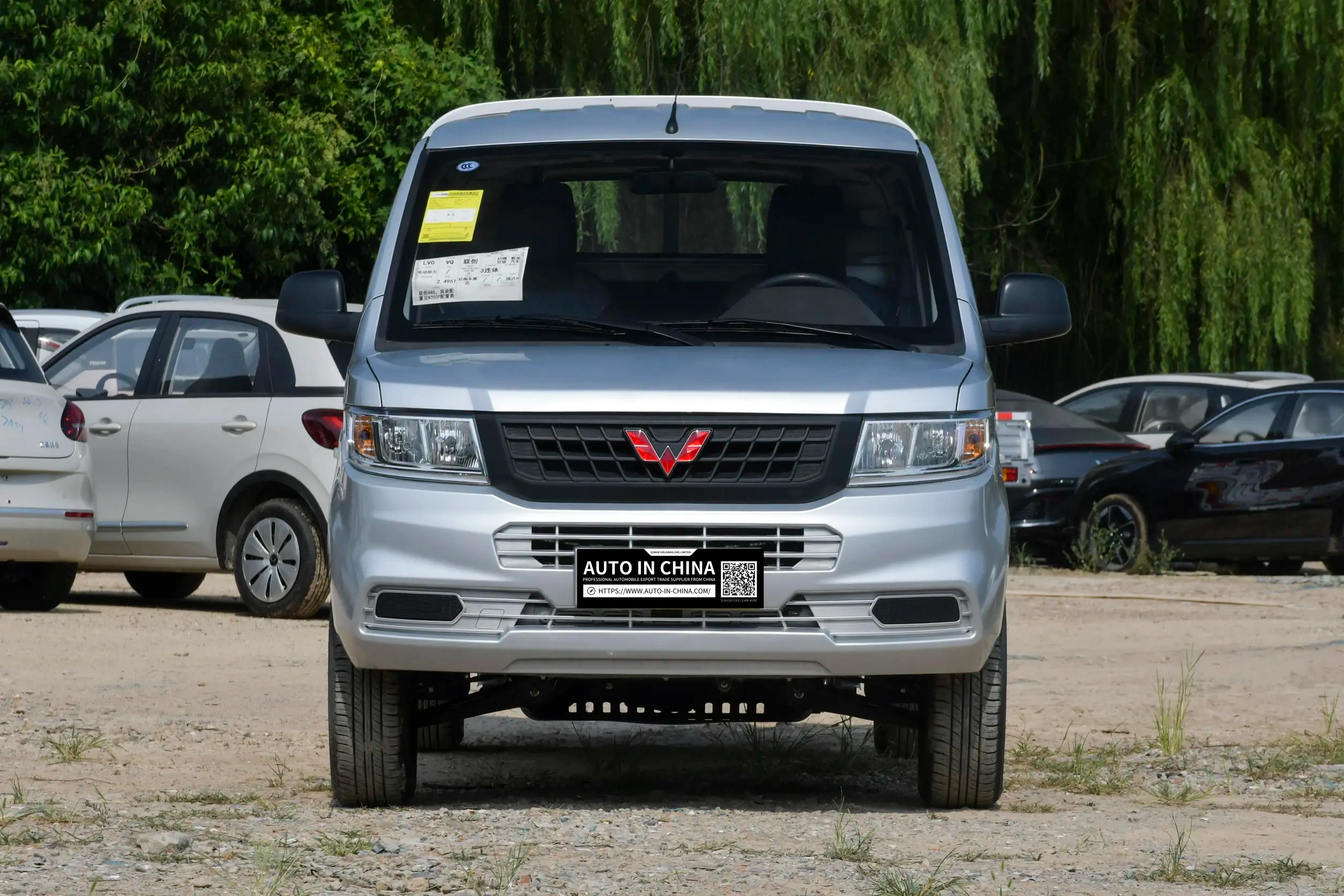 Wuling Rongguang Xinka 2.0L version de base à double cabine allongée | Exportation de véhicules neufs — Pas de période d'attente de 180 jours