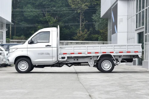 Wuling Rongguang Xinka 2.0L Extended Single Cab Basic Version | 신차 수출 — 180일 대기 기간 없음 - photo 4