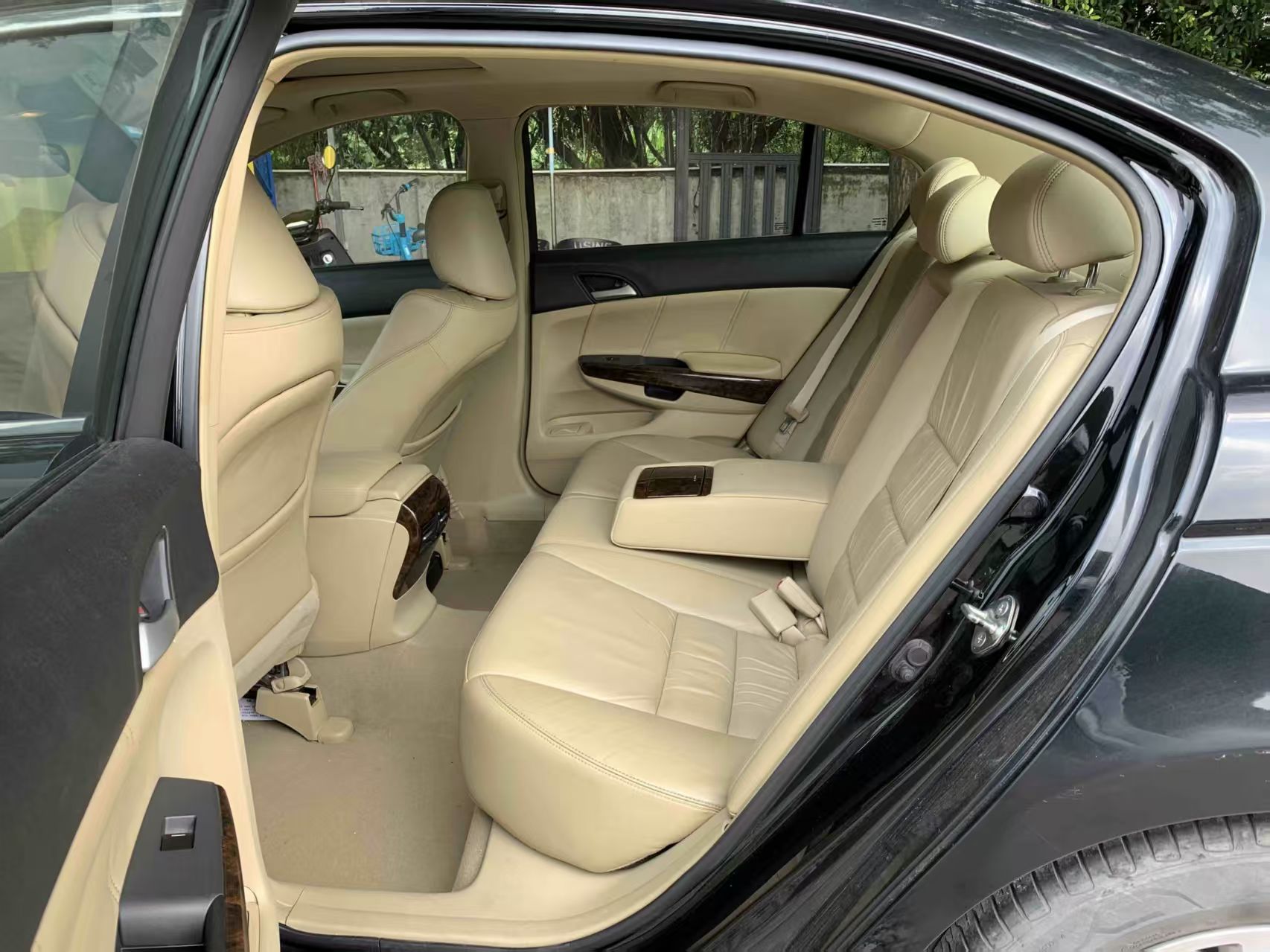 2010 Honda Accord 2.0L EX Trim