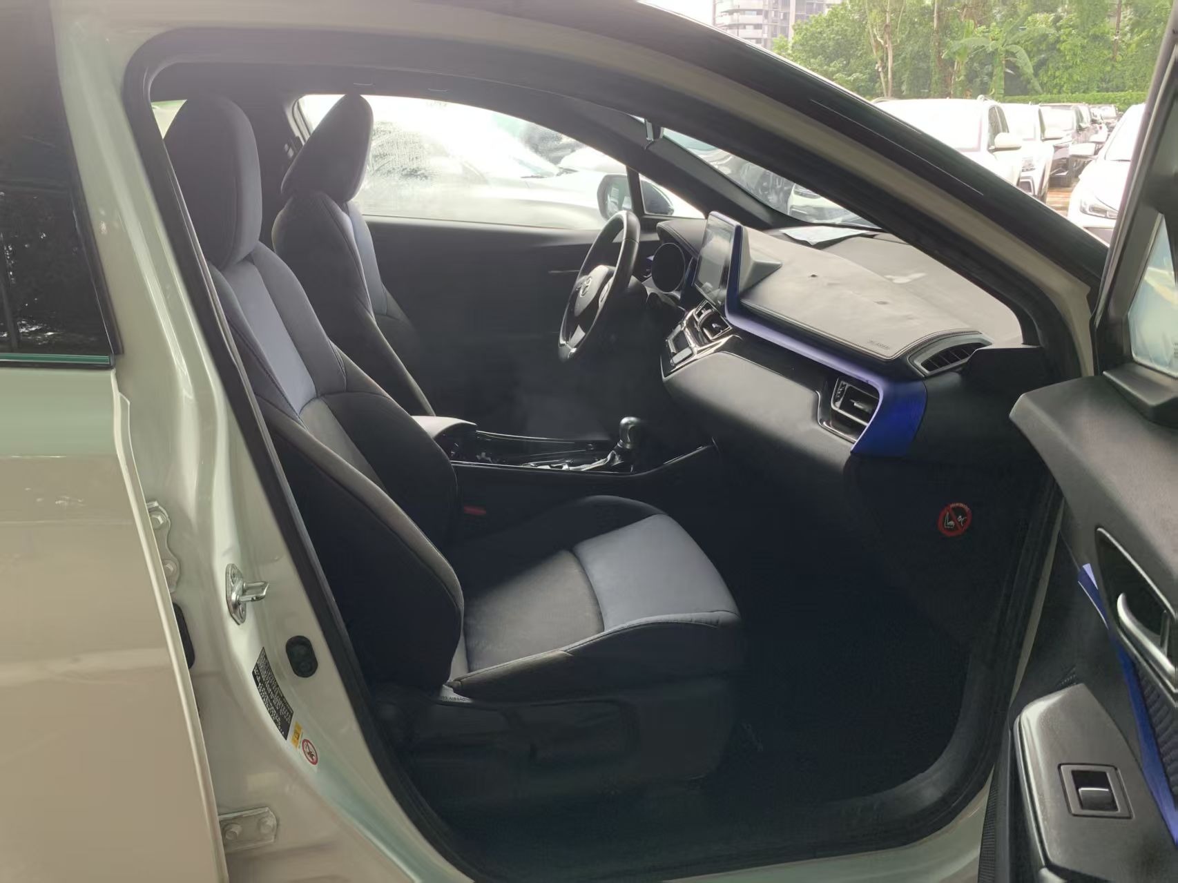 Toyota C-HR 2018 2.0L Luxus (China-V-Emissionen)