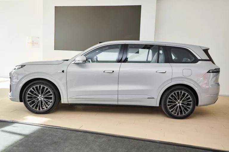 Deepal S09 AWD Ultra+ Custom Edition | Neuwagenexport – keine 180-tägige Wartezeit