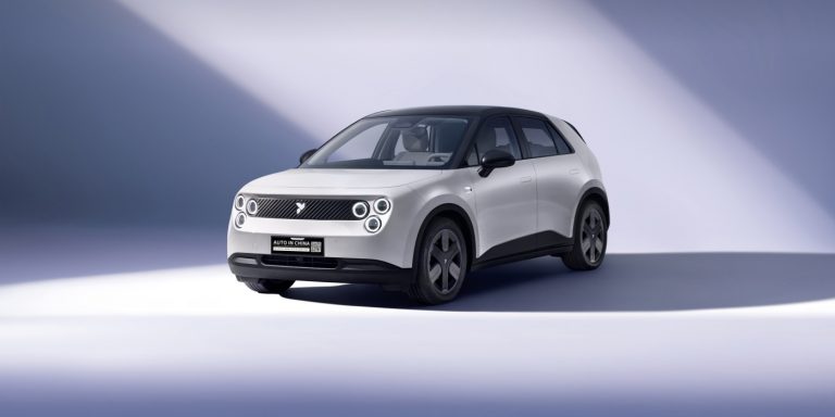 Светлячок Glow Edition с 42 Аккумуляторная батарея кВтч| Экспорт новых автомобилей — без 180-дневного периода ожидания