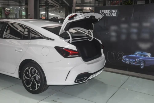 2025 MG5 300TGI Global Flagship Edition|New Vehicle Export— No 180-Day Waiting Period - photo 5