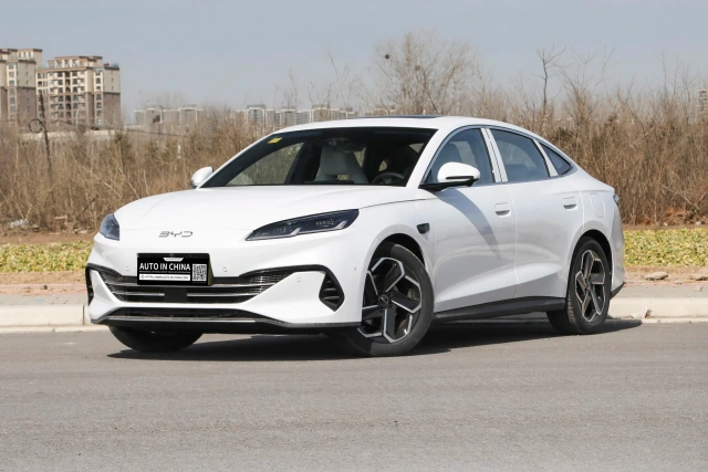 Meterai BYD 06 DM-i Smart Driving 120KM Flagship Edition | PHEV Sedan